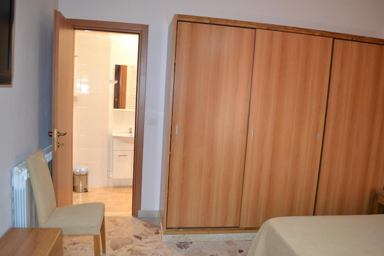 Casa Vacanze Lina Apartment San Mauro Castelverde Exterior foto